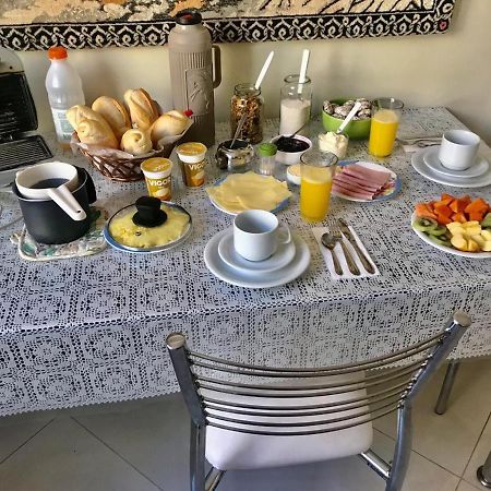 Homestay 3 - Avenida Carlos Gomes Porto Alegre Dış mekan fotoğraf
