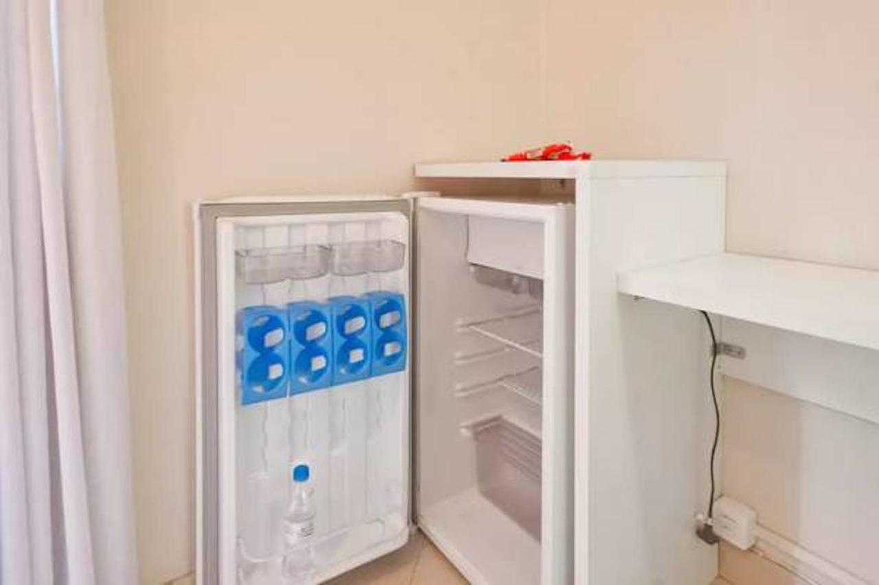Homestay 3 - Avenida Carlos Gomes Porto Alegre Dış mekan fotoğraf